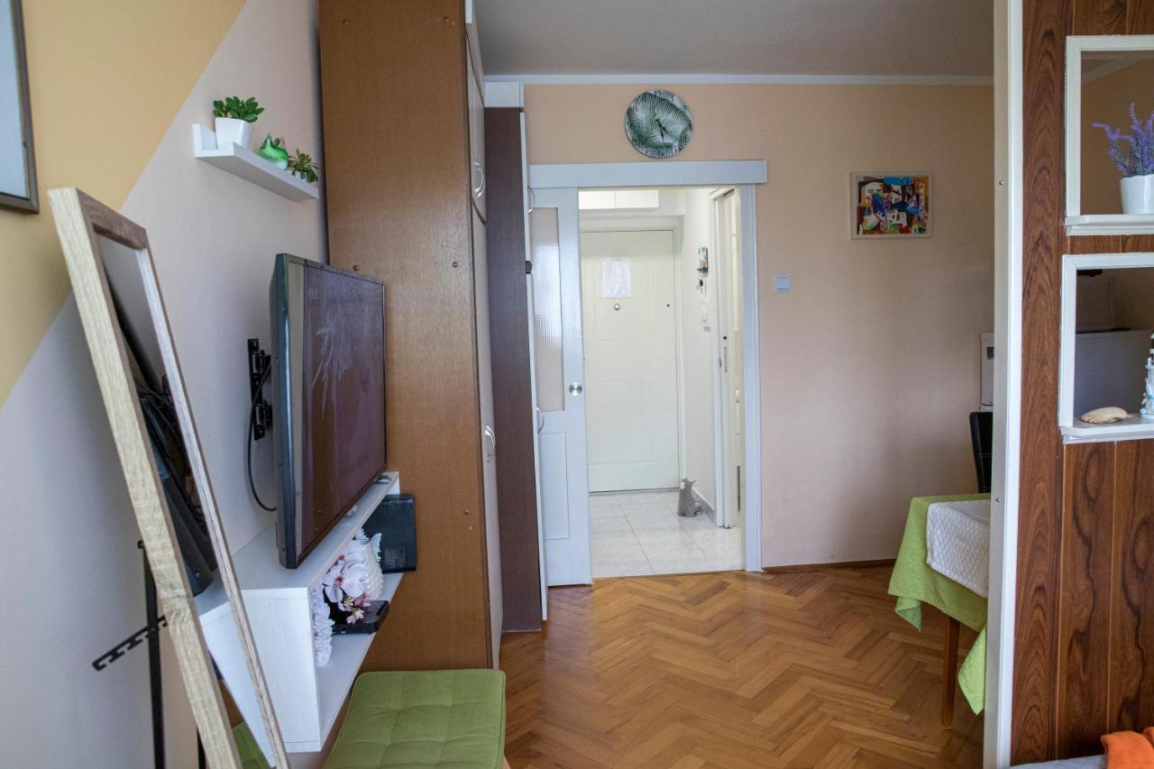 Studio Apartman Meli 리예카 외부 사진